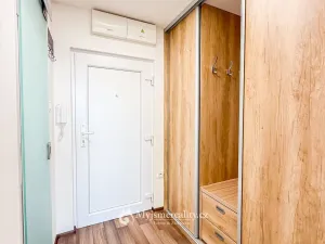 Pronájem bytu 2+kk, Znojmo, Jugoslávská, 40 m2