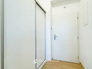 Pronájem bytu 2+kk, Znojmo, Mariánské náměstí, 60 m2