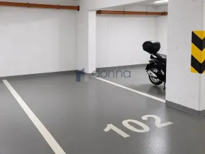 Pronájem bytu 2+kk, Praha, Oty Bubeníčka, 47 m2