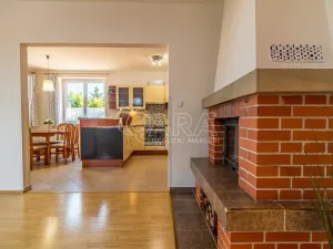Prodej bytu 4+kk, Dolní Břežany, 135 m2