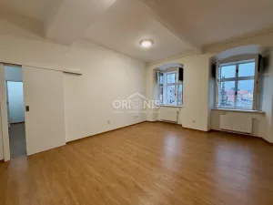 Pronájem bytu 2+kk, Kadaň, Mírové náměstí, 59 m2