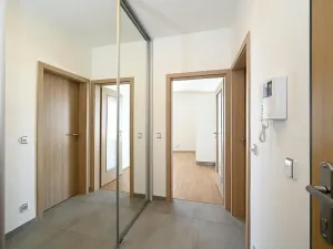 Pronájem bytu 2+kk, Praha - Liboc, Evropská, 56 m2