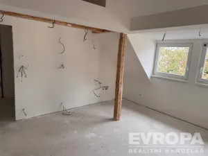 Prodej bytu 2+kk, Jablonec nad Nisou, Sokolí, 43 m2