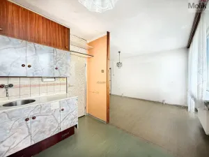 Prodej bytu 2+1, Osek, Hrdlovská, 61 m2