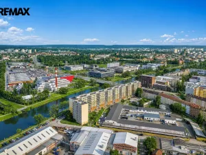 Pronájem bytu 3+1, Hradec Králové, Smetanovo nábřeží, 66 m2