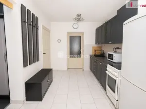 Pronájem bytu 2+kk, Praha - Žižkov, Čajkovského, 45 m2