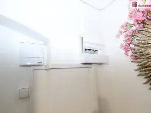 Pronájem obchodního prostoru, Praha - Libeň, 58 m2