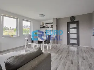 Prodej rodinného domu, Bavoryně, 125 m2