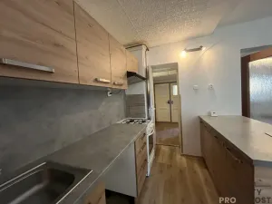 Pronájem bytu 2+1, Žatec, Husova, 77 m2