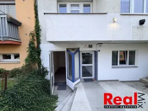 Pronájem obchodního prostoru, Brno - Černá Pole, Krkoškova, 19 m2
