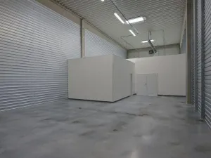 Pronájem obchodního prostoru, Praha - Malešice, Tiskařská, 205 m2