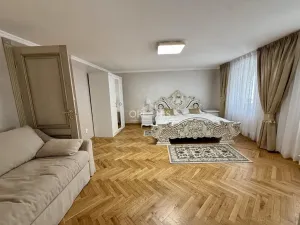 Prodej rodinného domu, Karlovy Vary, Zámecký vrch, 351 m2