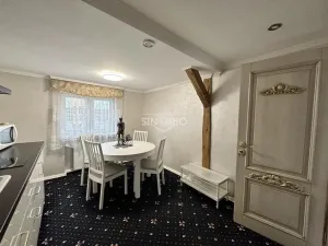 Prodej rodinného domu, Karlovy Vary, Zámecký vrch, 351 m2