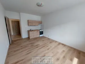 Pronájem bytu 2+kk, Krnov - Pod Cvilínem, Textilní, 42 m2