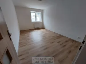 Pronájem bytu 2+kk, Krnov - Pod Cvilínem, Textilní, 42 m2