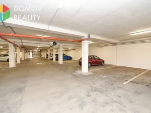 Pronájem garážového stání, Beroun, Okružní, 15 m2