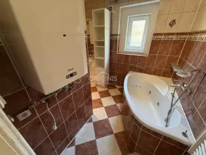 Pronájem bytu 3+1, Chomutov, Čelakovského, 92 m2