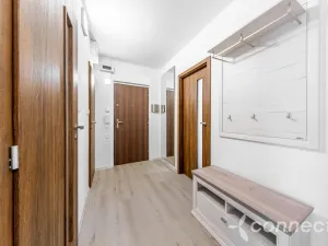 Prodej bytu 3+kk, Králův Dvůr, Nad Stadionem, 93 m2