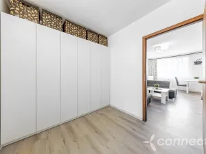 Prodej bytu 3+kk, Králův Dvůr, Nad Stadionem, 93 m2