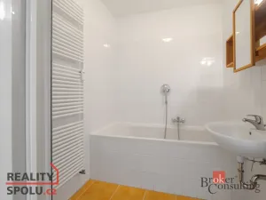 Pronájem bytu 3+kk, Trnová, 76 m2