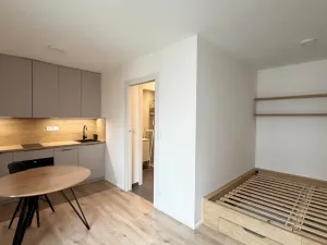 Pronájem bytu 1+kk, Praha - Strašnice, Strančická, 33 m2