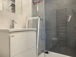Pronájem bytu 1+kk, Praha - Strašnice, Strančická, 33 m2