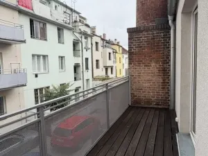 Pronájem bytu 1+kk, Praha - Strašnice, Strančická, 33 m2