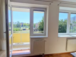 Pronájem bytu 1+kk, Praha - Horní Měcholupy, Boloňská, 41 m2