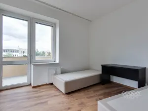 Pronájem bytu 1+kk, Praha - Suchdol, Suchdolské náměstí, 40 m2