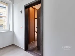 Pronájem bytu 1+kk, Praha - Suchdol, Suchdolské náměstí, 40 m2