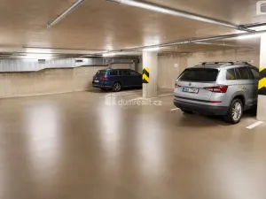 Pronájem bytu 2+kk, Praha - Žižkov, Jeseniova, 84 m2