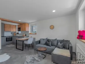 Prodej rodinného domu, Šanov, Komenského, 200 m2