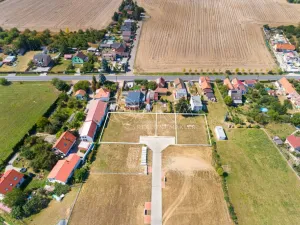 Prodej pozemku pro bydlení, Vestec, Máchova, 2304 m2