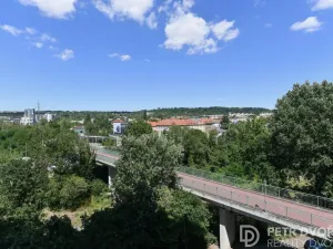 Prodej bytu 1+kk, Praha - Hloubětín, Nademlejnská, 38 m2