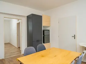 Pronájem bytu 3+1, Praha - Hodkovičky, V náklích, 93 m2