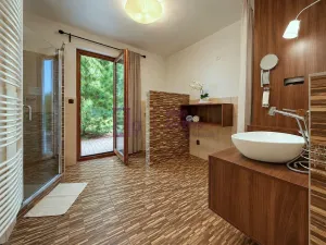 Prodej rodinného domu, Rodvínov, 210 m2