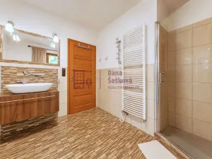 Prodej rodinného domu, Rodvínov, 210 m2