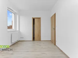 Pronájem bytu 2+kk, Náchod - Staré Město nad Metují, Bartoňova, 56 m2