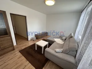 Pronájem bytu 3+1, Ledenice, Na Oborách, 76 m2