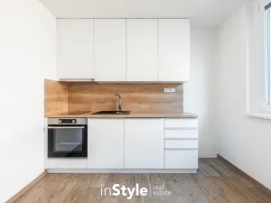 Pronájem bytu 1+1, Uherské Hradiště - Jarošov, Louky, 35 m2