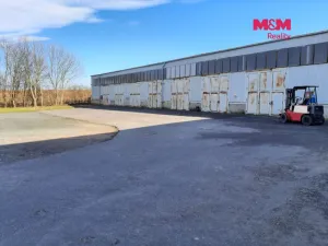 Pronájem skladu, Osík, 940 m2