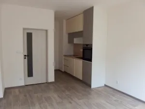 Pronájem bytu 2+kk, Zlín, Zarámí, 37 m2