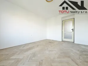 Pronájem bytu 2+1, Jaroměř, Kapitána Nálepky, 63 m2