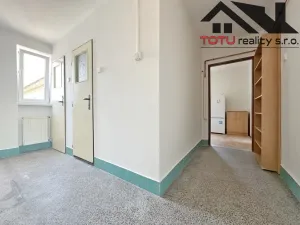 Pronájem bytu 2+1, Jaroměř, Kapitána Nálepky, 63 m2