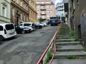 Pronájem bytu 1+kk, Praha, Na Čečeličce, 24 m2