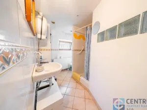 Prodej rodinného domu, Obrubce - Obora, 267 m2