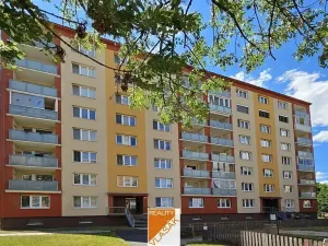 Prodej bytu 2+1, Kadaň, 1. máje, 68 m2