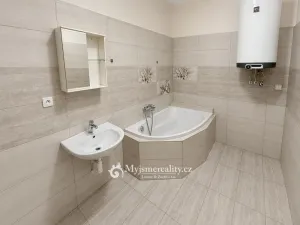 Pronájem bytu 2+kk, Znojmo, Kovářská, 75 m2