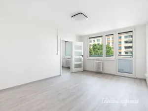 Pronájem bytu 3+1, Praha, Janského, 74 m2