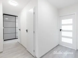 Pronájem bytu 3+1, Praha, Janského, 74 m2